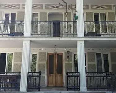 სასტუმრო თემო